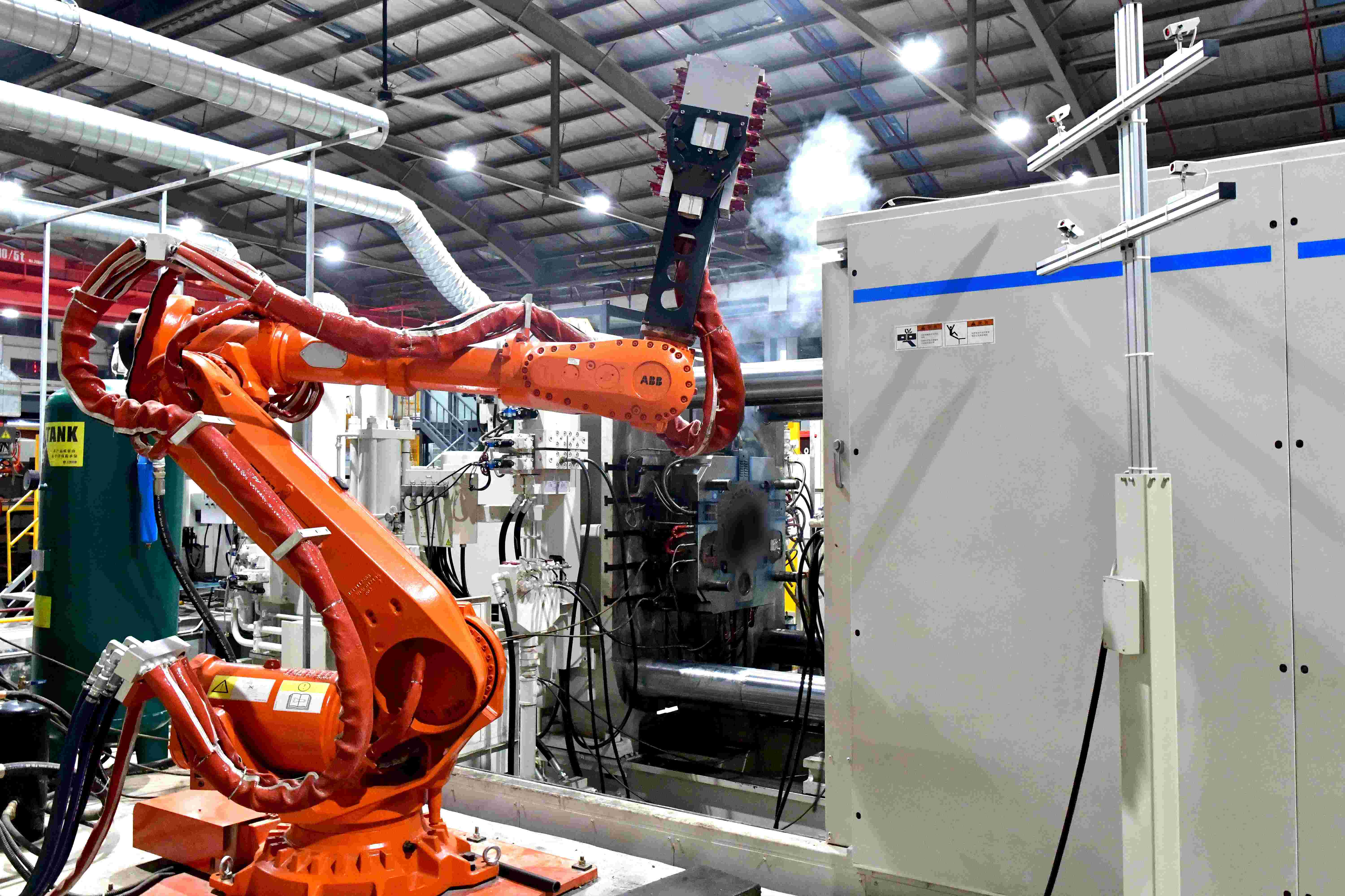 品成金屬提供自動(dòng)化生產(chǎn)整體解決方案